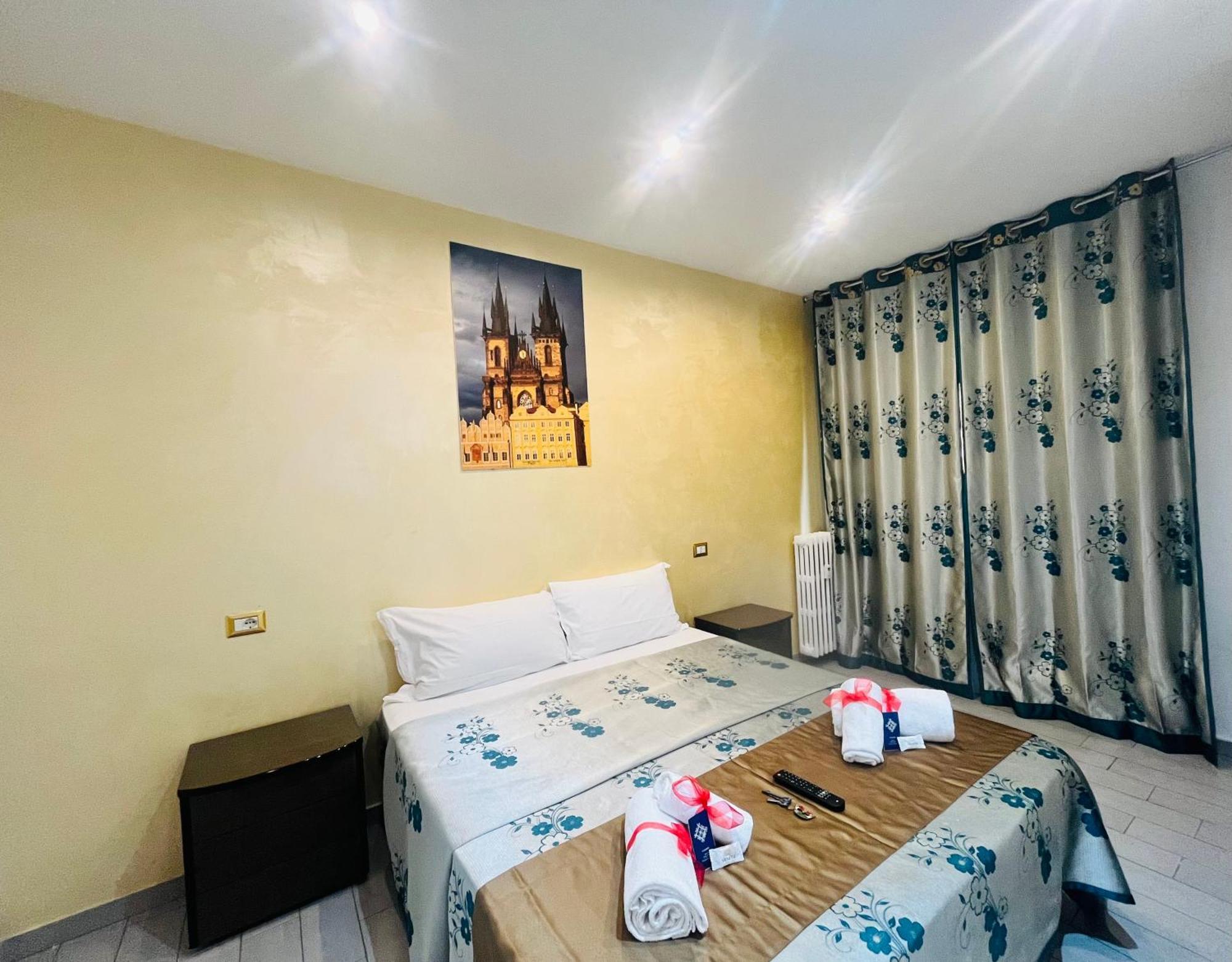 Santa Maria Accommodation Rome Bagian luar foto