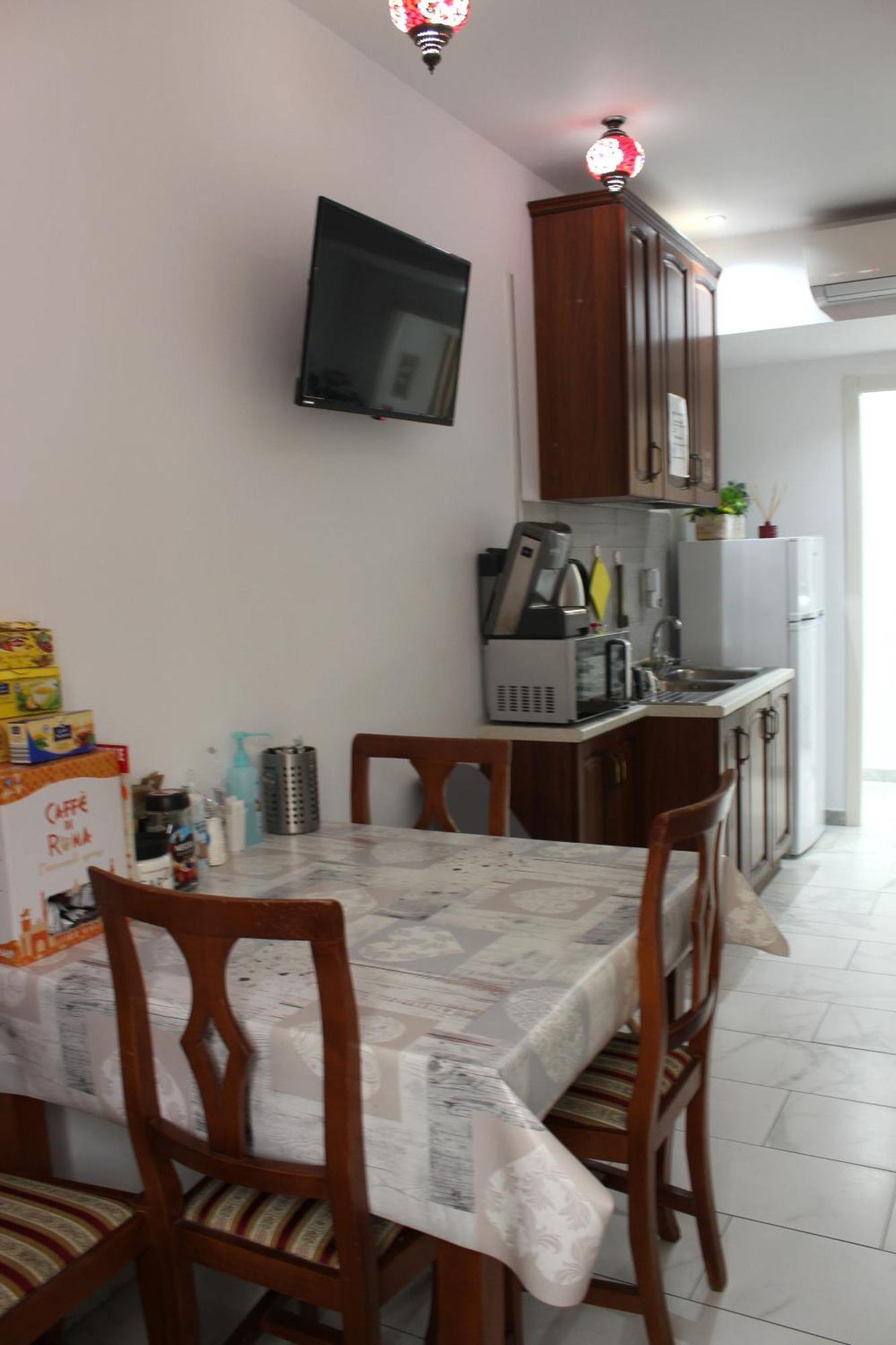 Santa Maria Accommodation Rome Bagian luar foto